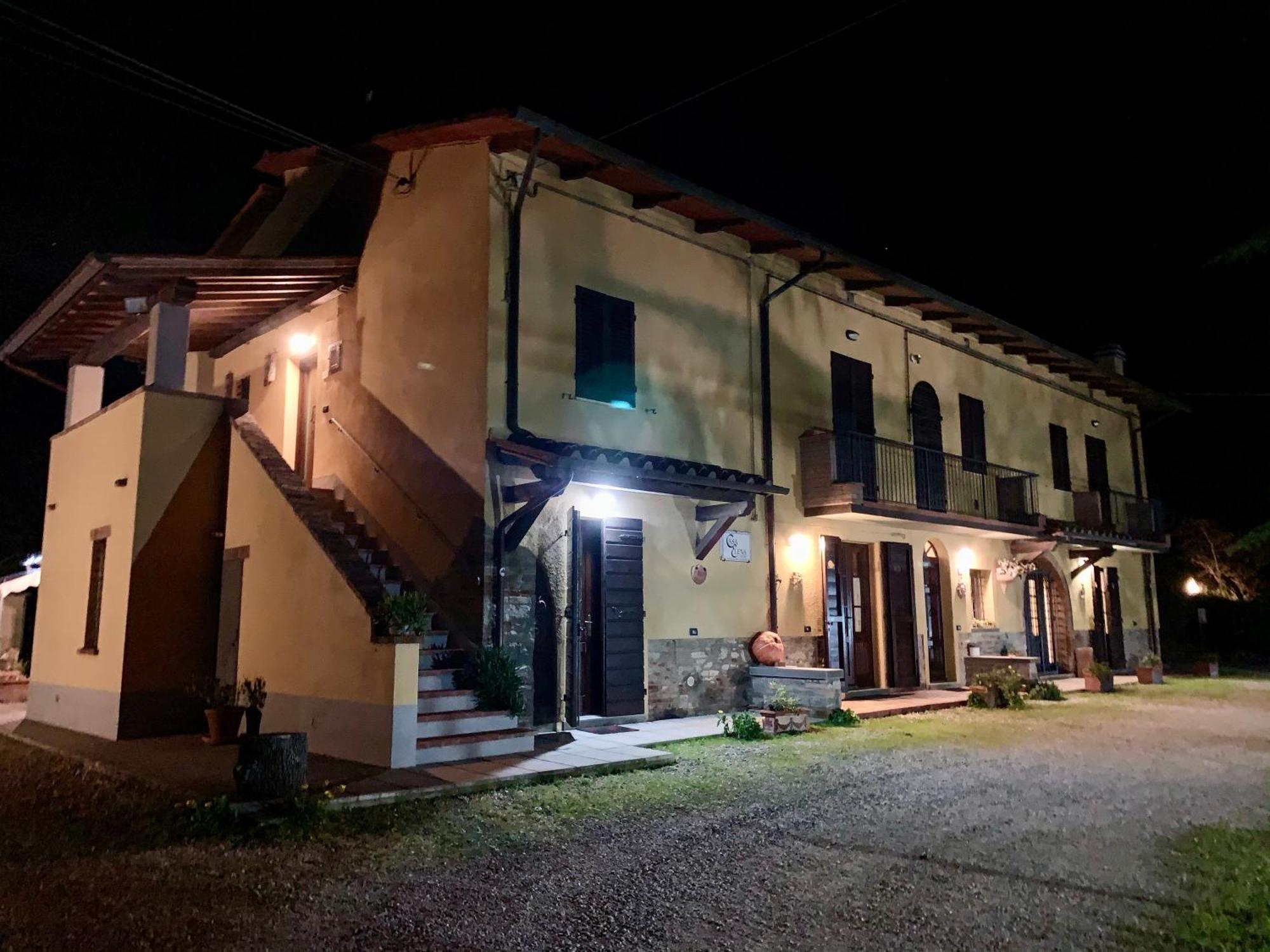Casa Elena Apartment กอร์โตนา ภายนอก รูปภาพ