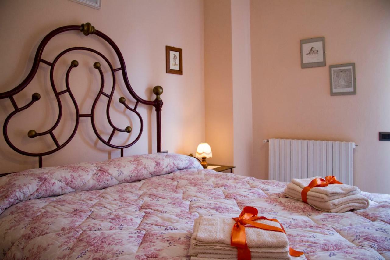 Casa Elena Apartment กอร์โตนา ภายนอก รูปภาพ
