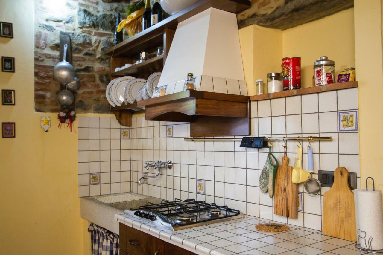 Casa Elena Apartment กอร์โตนา ภายนอก รูปภาพ